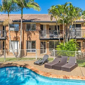 Apartment Bayside Court