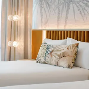 ***** Hotel Amora Australia